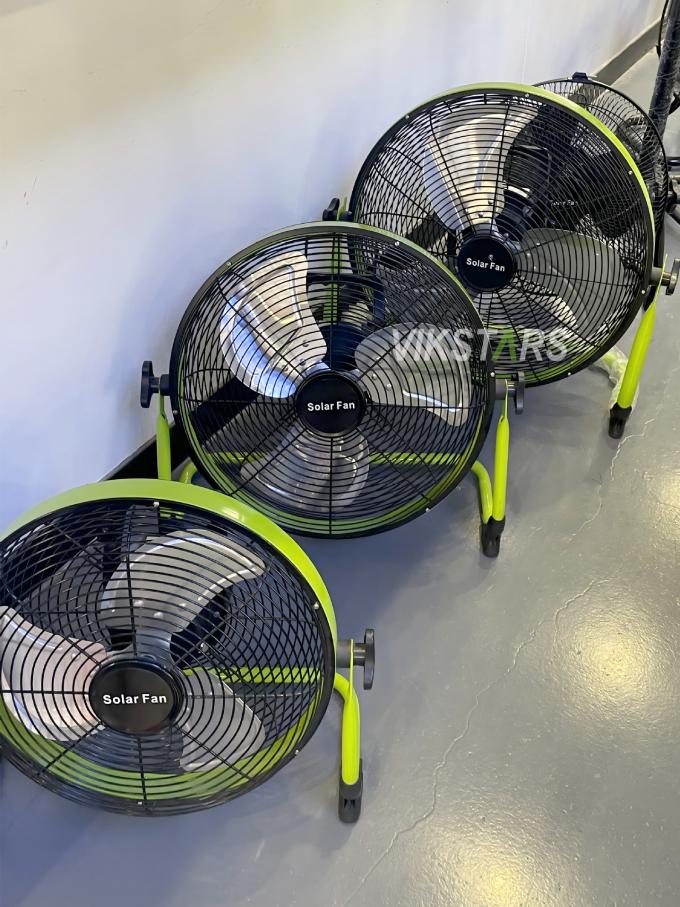 Ventilador portátil para exteriores recargable para el hogar de emergencia de 12 pulgadas 14 pulgadas Ventilador de suelo solar Ventilador de energía solar silencioso 13