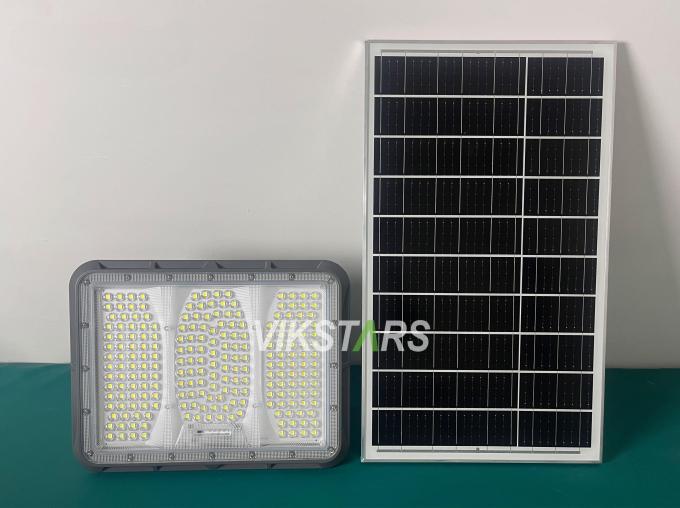 Ventas calientes 100W 200W 300W 400W Luz solar de inundación con PC Lente Iluminación rural exterior IP65 Inmune Iluminación solar de jardín 5