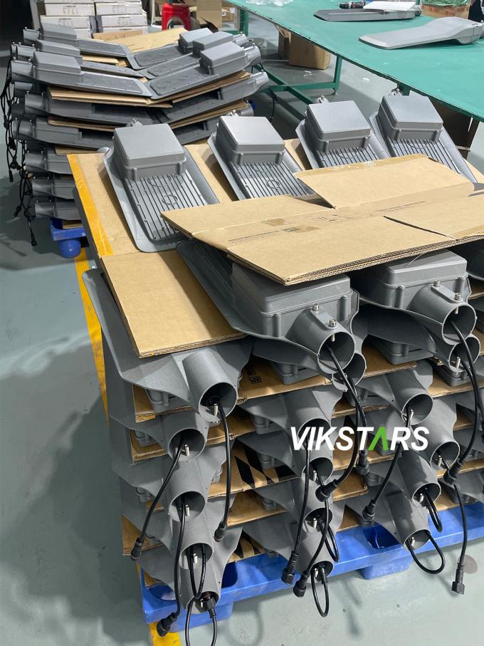 Lámparas de la calle LED de 150W 300W 500W Lámparas solares para la calle principal 13