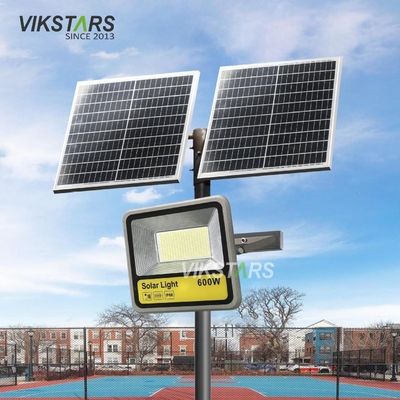 comprar 600w 800w Luces de inundación solares Iluminación de estadios Iluminación al aire libre Reflectores solares de alta potencia fabricación en línea