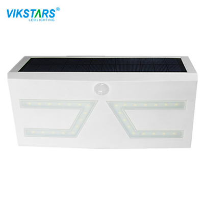 El jardín accionado solar del patio de VIKSTARS enciende 100lm/W 70 Ra Four Seasons