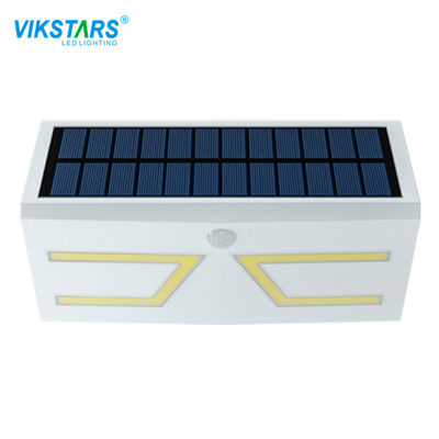 el jardín accionado solar de detección de los 8m enciende las luces decorativas solares 5W 120 grados